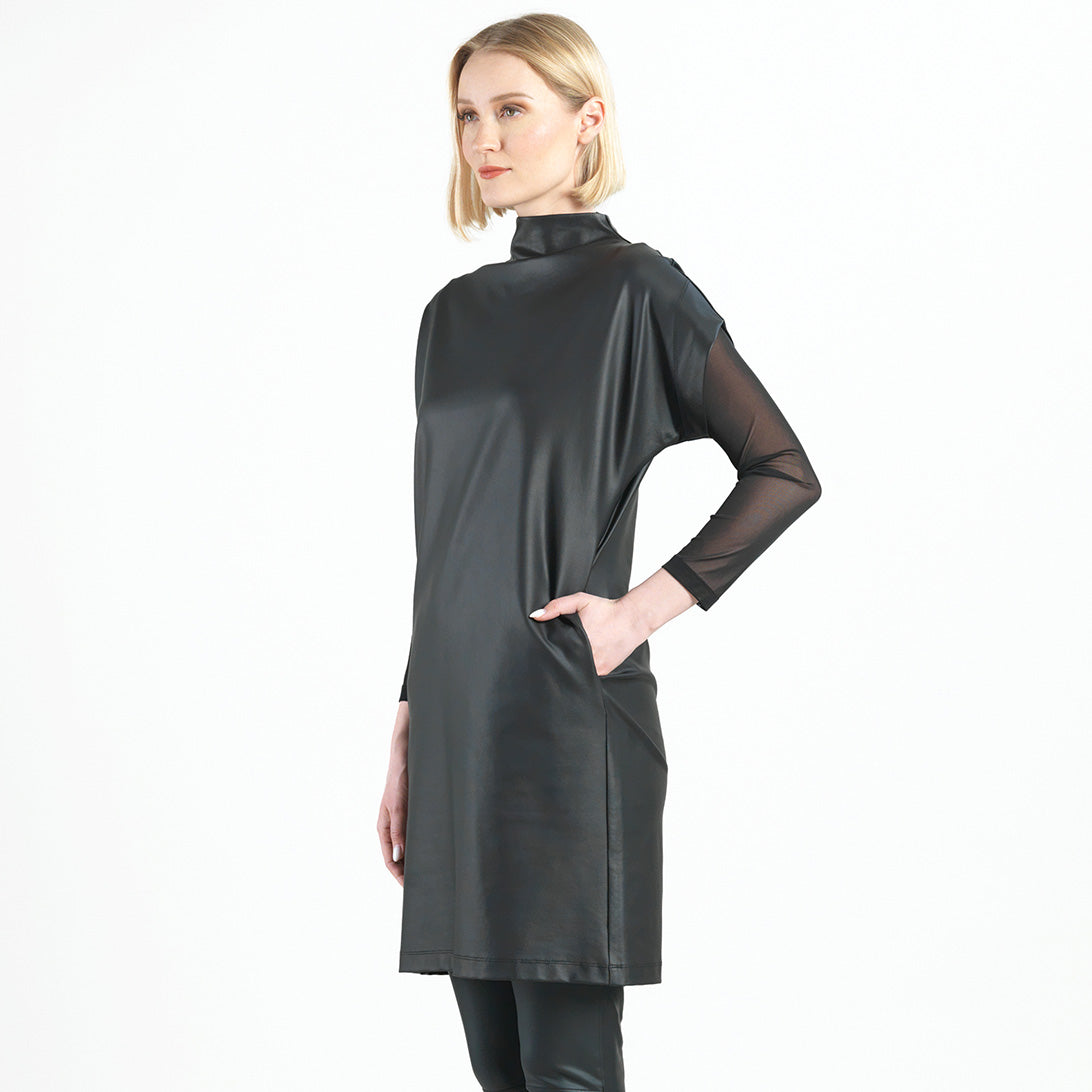 Fluid long dress, asymmetrical, plunging neckline, leather-like collar 2024